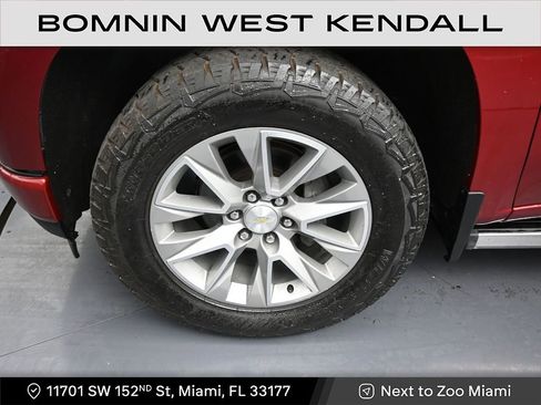 Used 2020 Chevrolet Silverado 1500 High Country w/ Technology Package image 9