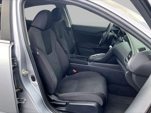 Used 2019 Honda Insight LX image 9