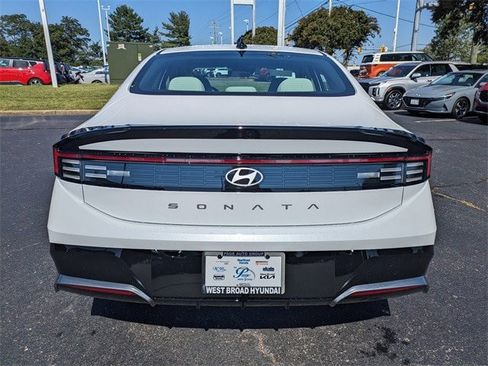 New 2026 Hyundai Sonata SEL image 5