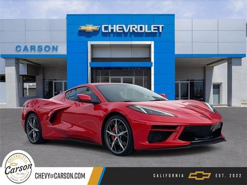 Used 2021 Chevrolet Corvette Stingray w/ Engine Appearance Package image 1