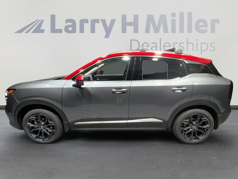 New 2026 Nissan Kicks SR w/ SR Premium Package AWD/4WD image 2