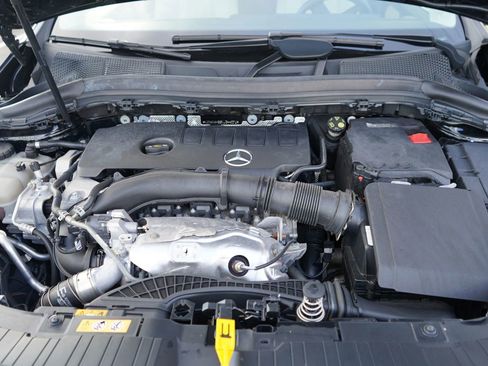 Used 2022 Mercedes-Benz GLA 250 4MATIC image 8