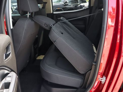 Used 2017 Chevrolet Colorado LT w/ LT Convenience Package RWD image 41