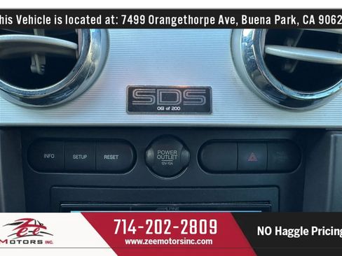 Used 2005 Ford Mustang Premium RWD image 25