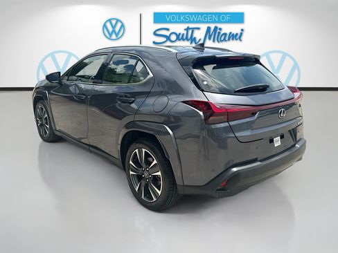 Used 2023 Lexus UX 250h FWD w/ Accessory Package (Z1) image 5