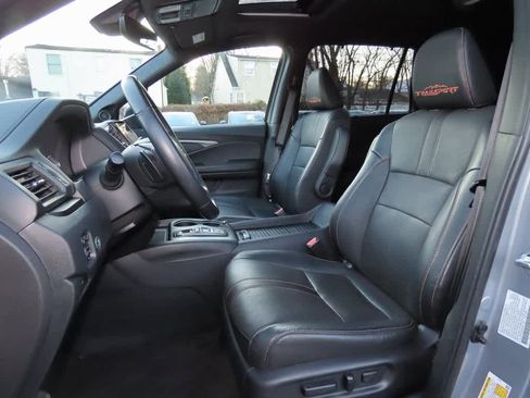 Certified 2023 Honda Passport TrailSport image 12