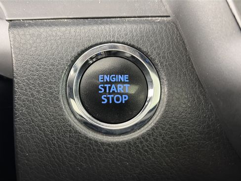 Used 2021 Toyota Camry SE FWD image 27
