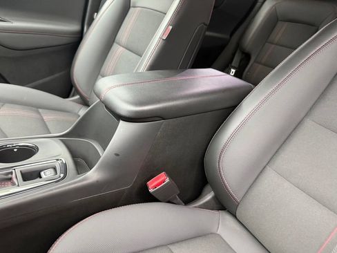 Used 2022 Chevrolet Equinox RS w/ LPO, Floor Liner Package AWD/4WD image 27