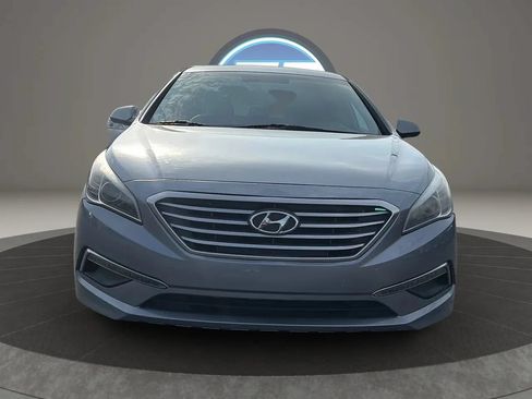 Used 2015 Hyundai Sonata SE FWD image 4