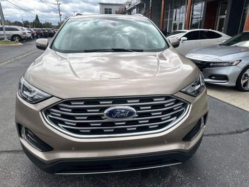 Used 2020 Ford Edge Titanium FWD image 7