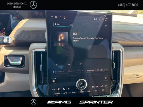 Used 2026 GMC Yukon Denali AWD/4WD image 25