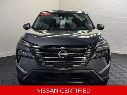 Certified 2025 Nissan Rogue SV image 9