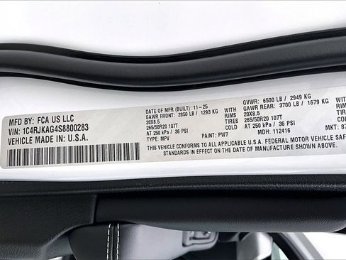 New 2025 Jeep Grand Cherokee L Altitude image 14