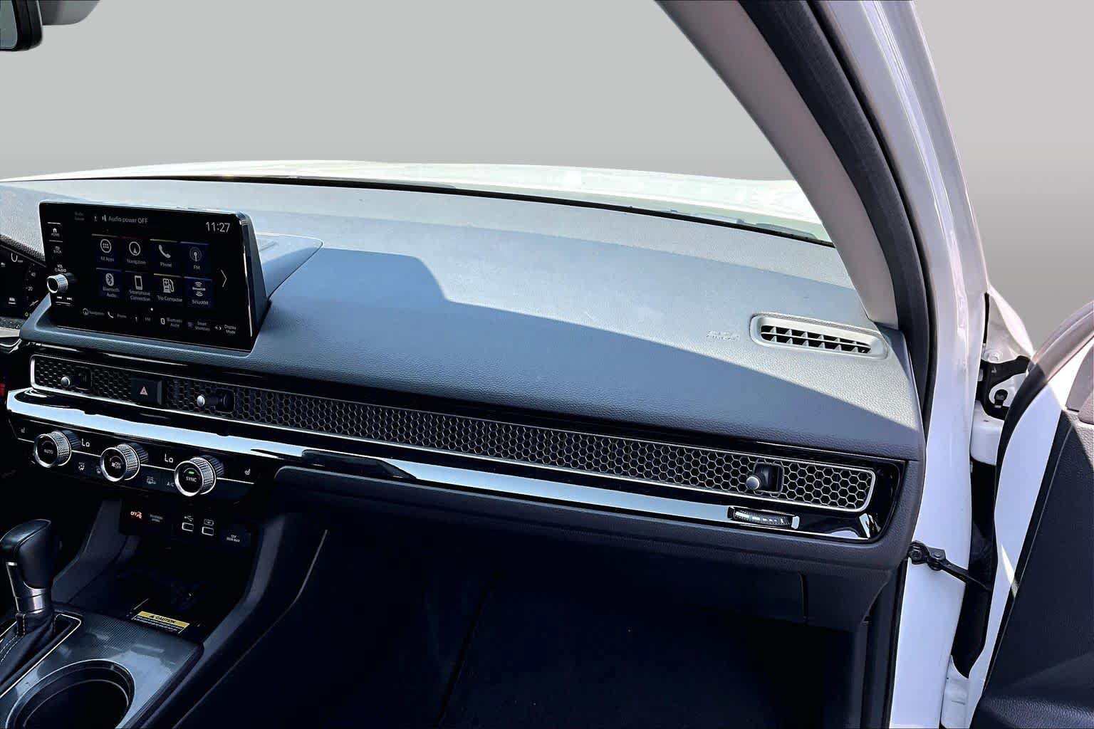 Used 2022 Honda Civic Touring image 18