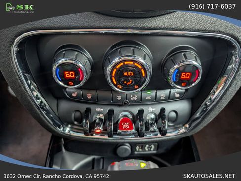 Used 2016 MINI Cooper Clubman FWD image 18