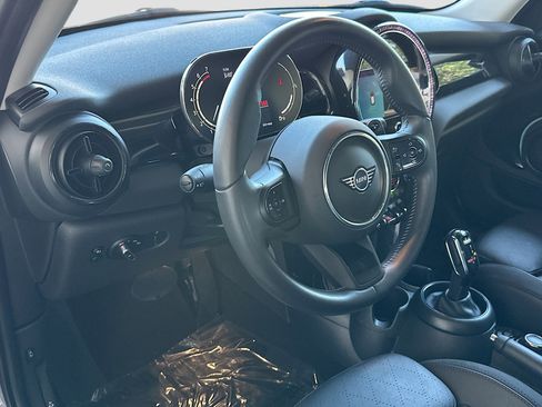 Certified 2023 MINI Cooper S w/ Signature Upholstery Package image 9