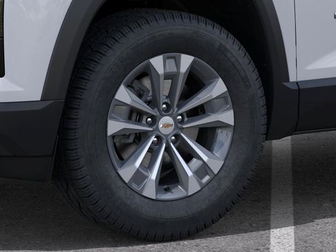 New 2026 Chevrolet Equinox LT FWD image 33
