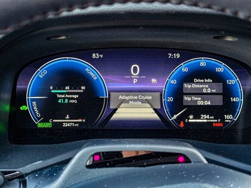 Used 2025 Toyota Camry XLE w/ Premium Plus Package FWD image 28