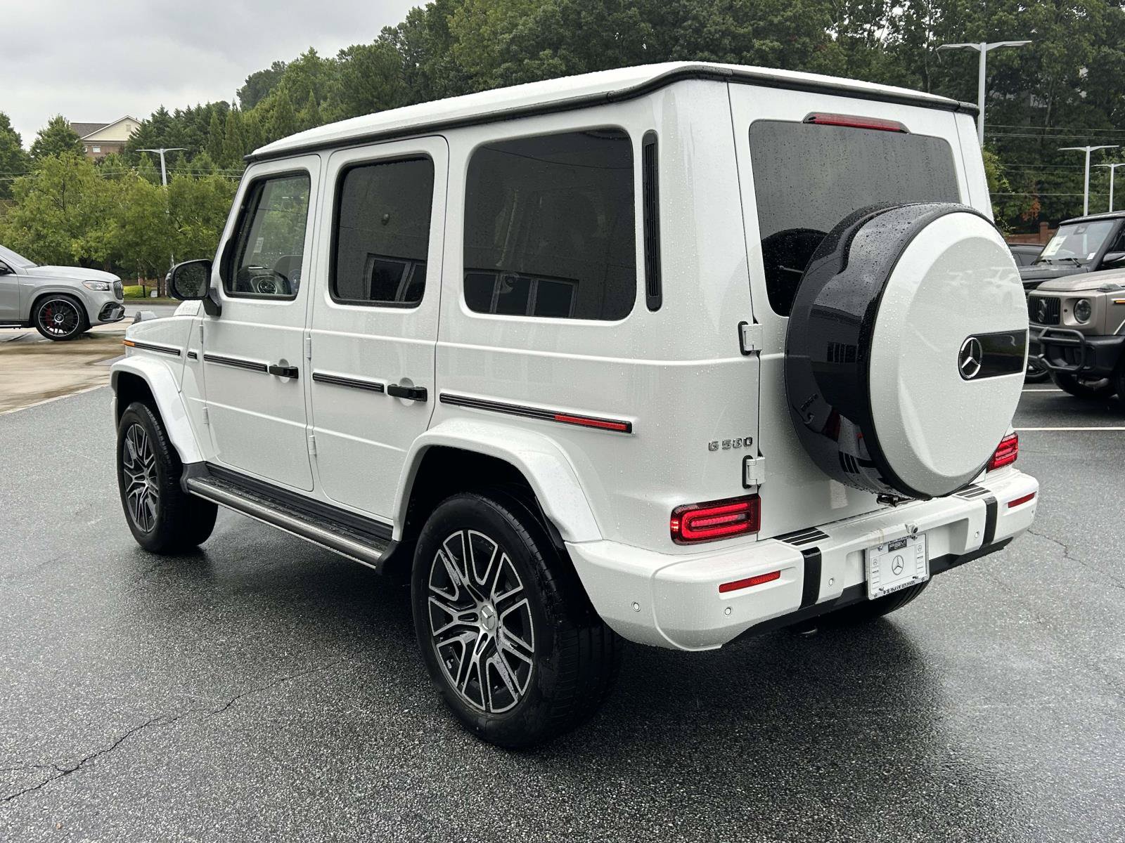 New 2027 Mercedes-Benz G 580 e image 11