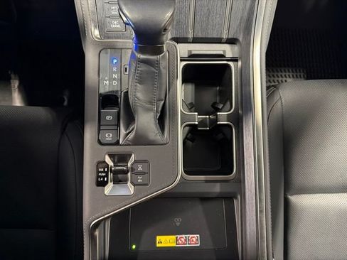 Used 2024 Lexus GX 550 AWD/4WD image 22