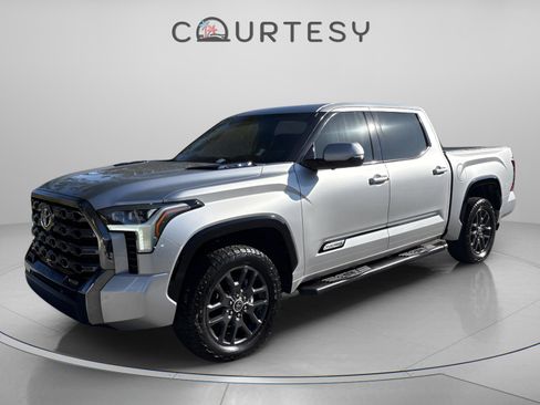 Used 2022 Toyota Tundra Platinum image 2