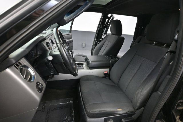 Used 2016 Ford Expedition EL XLT AWD/4WD image 17