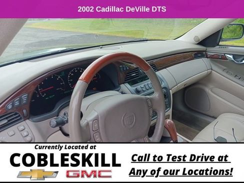 Used 2002 Cadillac De Ville DTS w/ Premium Equipment Pkg FWD image 16