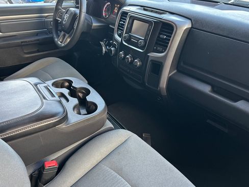 Used 2022 RAM 1500 Classic SLT image 16