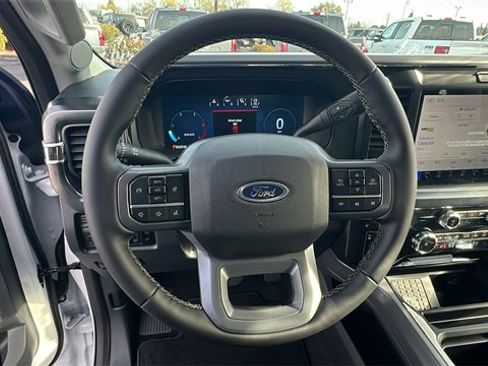 New 2025 Ford F250 Lariat w/ FX4 Off-Road Package image 31