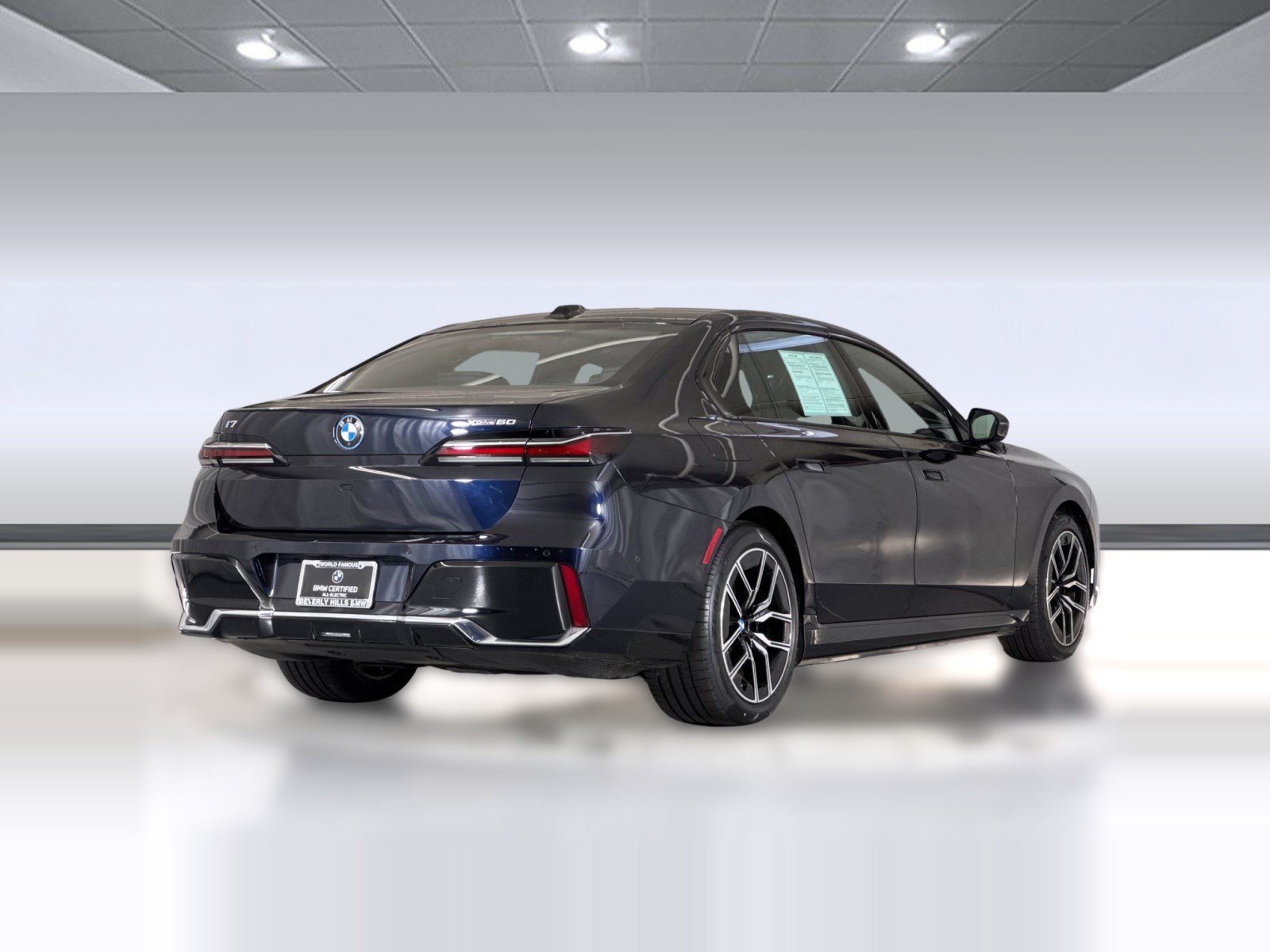 Certified 2023 BMW i7 xDrive60 AWD/4WD image 9
