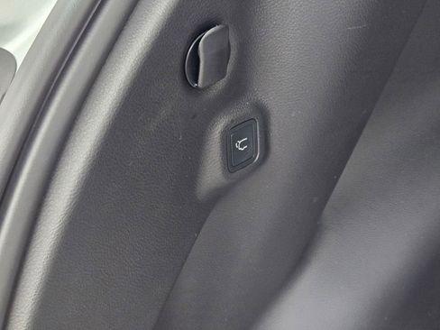 New 2026 Jeep Compass Limited w/ Sun, Sound & Navigation Group image 13