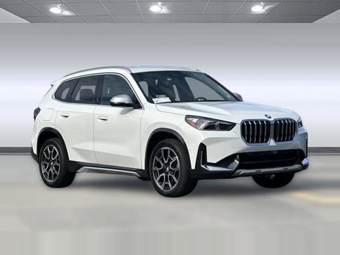 Certified 2023 BMW X1 xDrive28i image 6