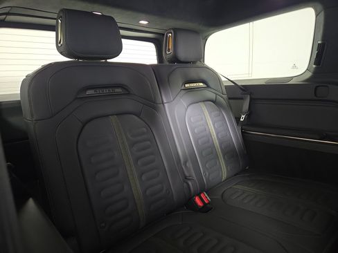 Used 2022 Rivian R1S Launch Edition Quad AWD/4WD image 25