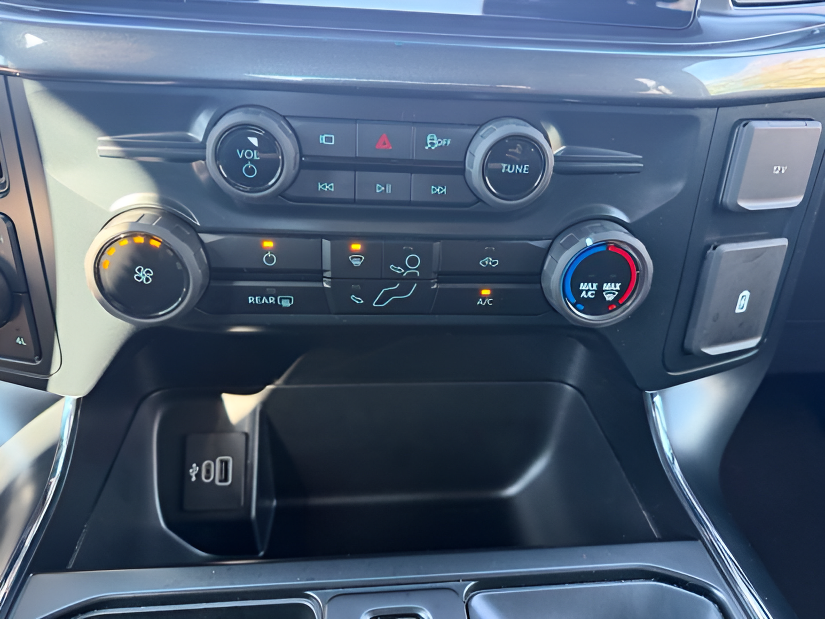 Used 2025 Ford F150 STX AWD/4WD image 18