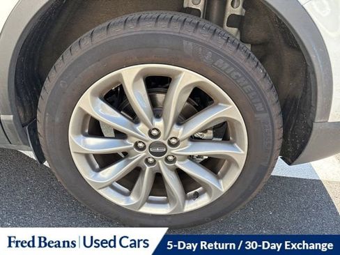 Used 2022 Lincoln Corsair AWD w/ Premium Package image 8