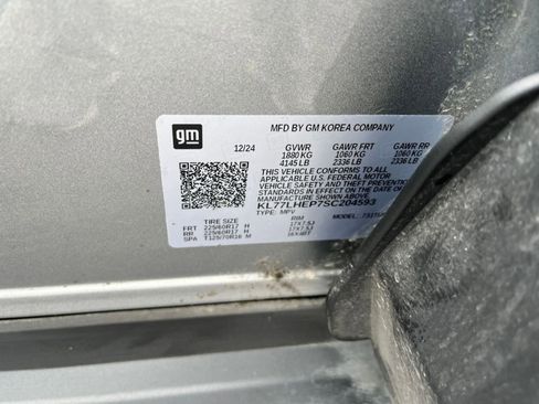 Used 2025 Chevrolet Trax LT image 23