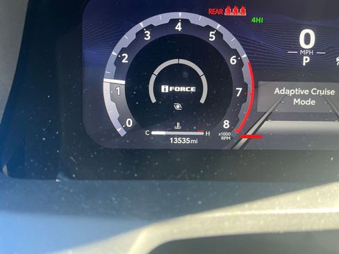 Used 2025 Toyota Tacoma TRD Off-Road image 38