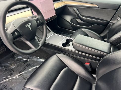 Used 2021 Tesla Model 3 Standard Range Plus image 11
