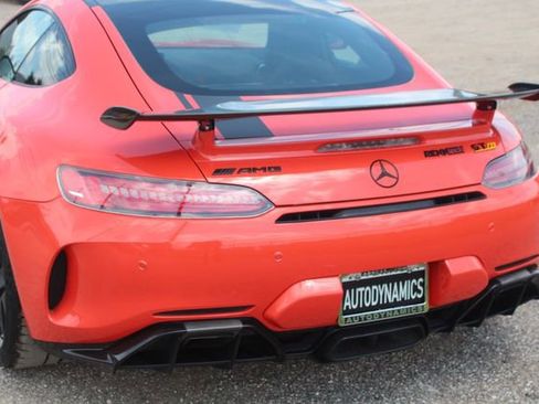 Used 2018 Mercedes-Benz AMG GT R image 11