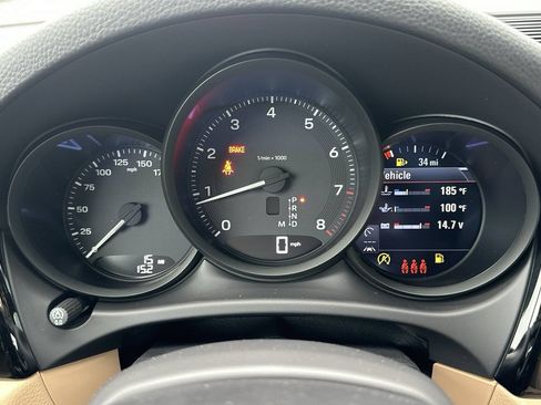 New 2026 Porsche Macan AWD/4WD image 19