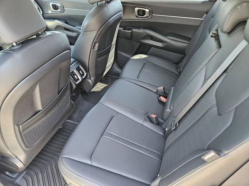 New 2026 Kia Sorento S w/ S Panoramic Sunroof Package FWD image 22