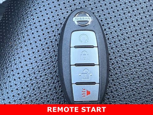 Used 2022 Nissan Rogue Sport SL w/ Premium Package image 23