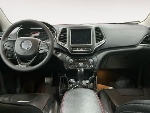 Used 2021 Jeep Cherokee Trailhawk w/ Premium Leather Package AWD/4WD image 11