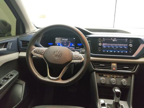 Used 2022 Volkswagen Taos SE FWD image 22