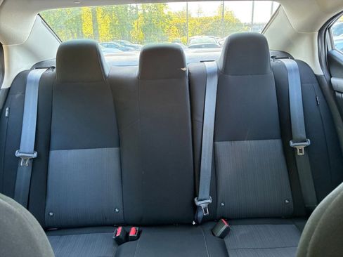 Used 2025 Nissan Sentra SV FWD image 36
