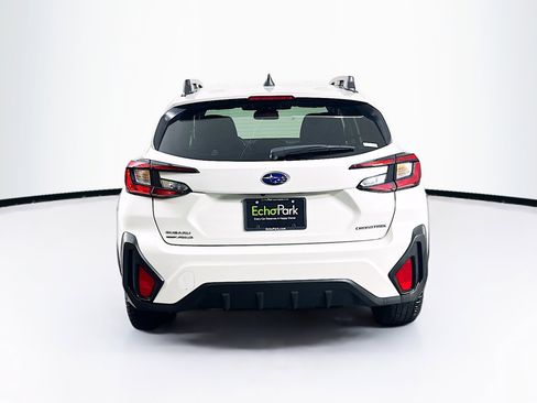 Used 2024 Subaru Crosstrek 2.0i Premium image 7