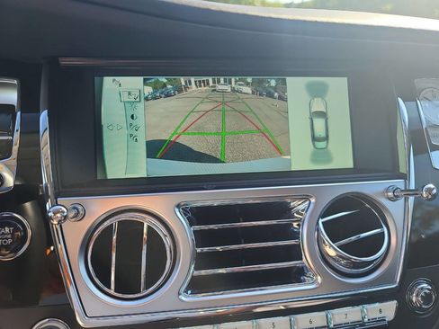 Used 2015 Rolls-Royce Ghost image 27