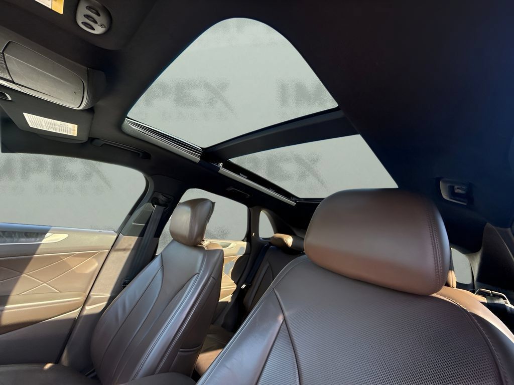 Used 2018 Lincoln MKC Reserve AWD/4WD image 10