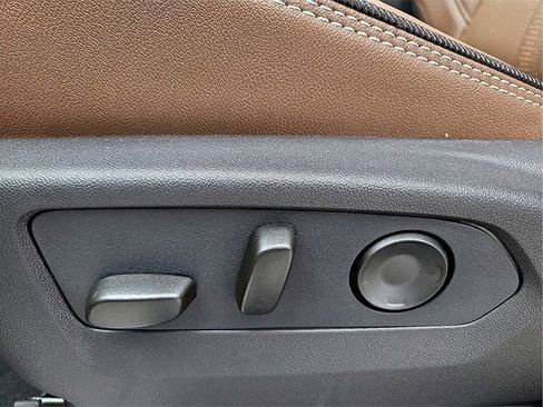 New 2026 Chevrolet Tahoe High Country image 19