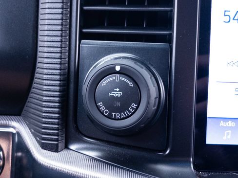 Used 2025 Ford F150 Raptor AWD/4WD image 35